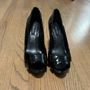 Size 7 White House Black Market Black Heels